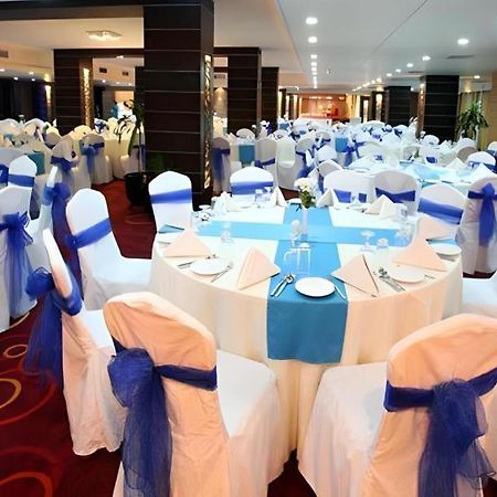 Dhaka Regency Hotel & Resort Екстер'єр фото