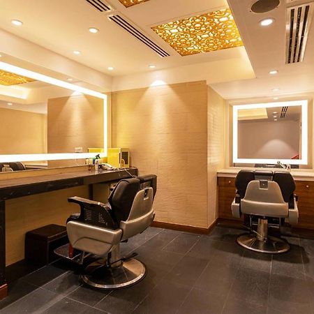 Dhaka Regency Hotel & Resort Екстер'єр фото