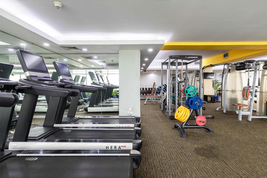 Dhaka Regency Hotel & Resort Екстер'єр фото